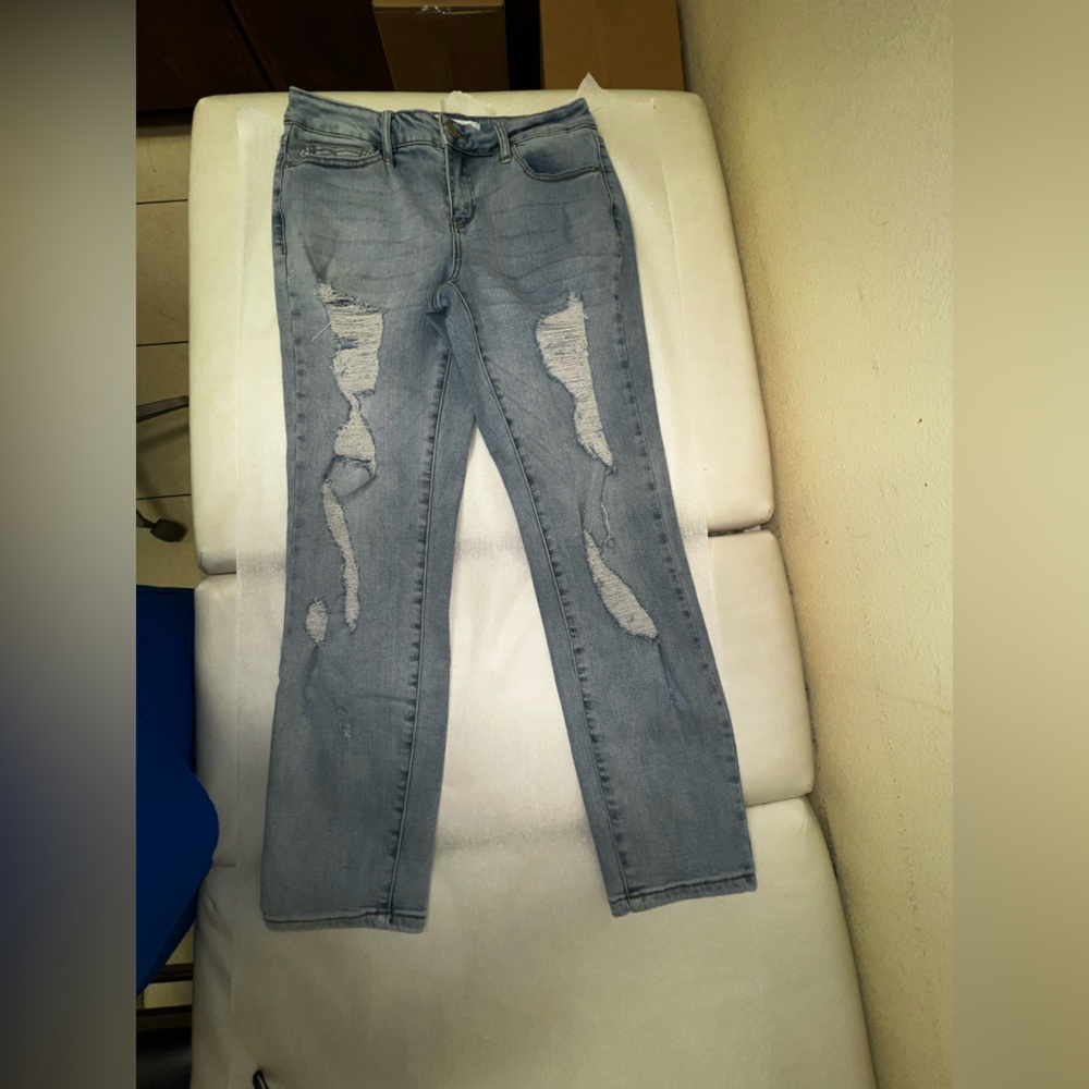 Judy Blue Los Angeles Boyfriend fit jeans Medium Blue Wash size 7/28